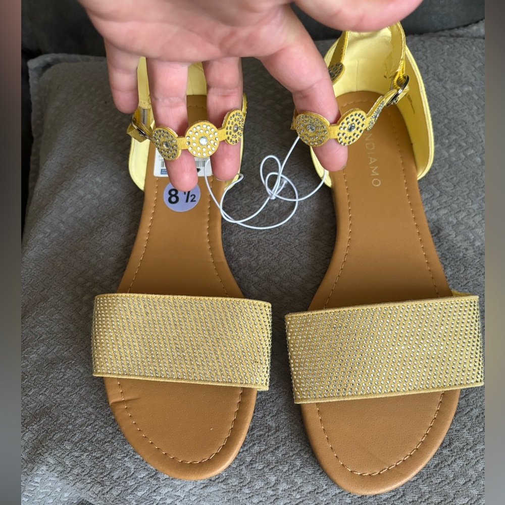 Andiamo sandals